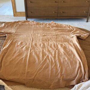 LULULEMON Short-Sleeve Crewneck T-Shirt in Light Brown